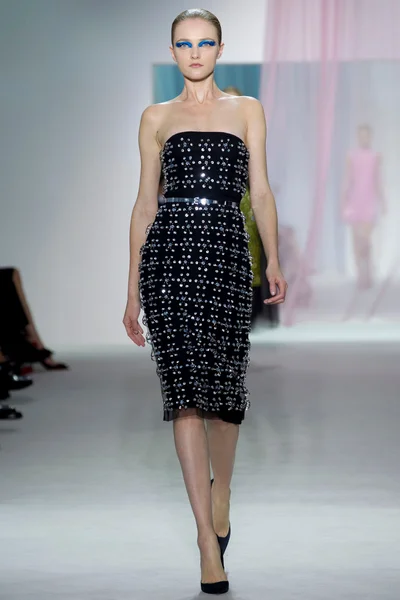 Look 27